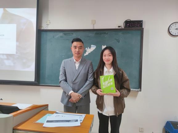 77体育APP下载